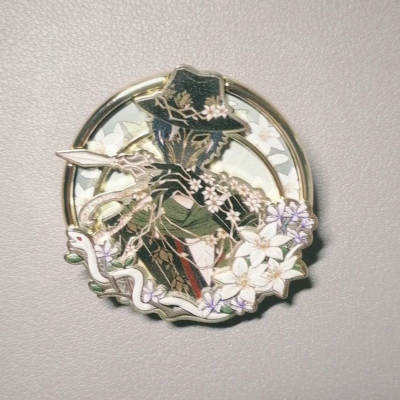 Set di spille in metallo smalt - Anime Merchandise Women recensione e prezzo